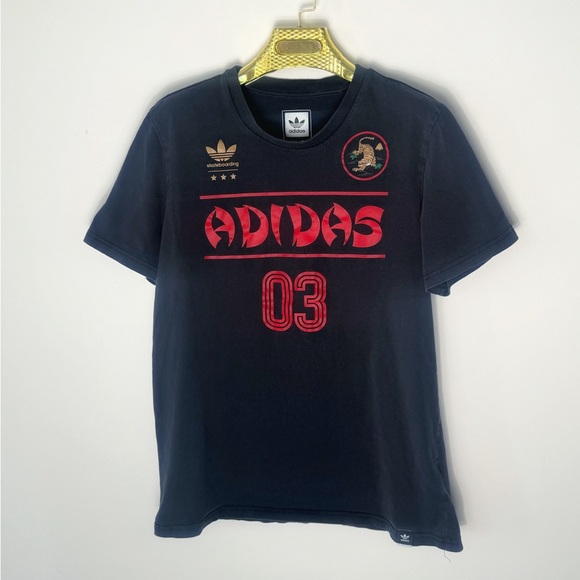 Adidas skateboarding soccer T shirt in Black and red size Medium - Picture 6 of 8